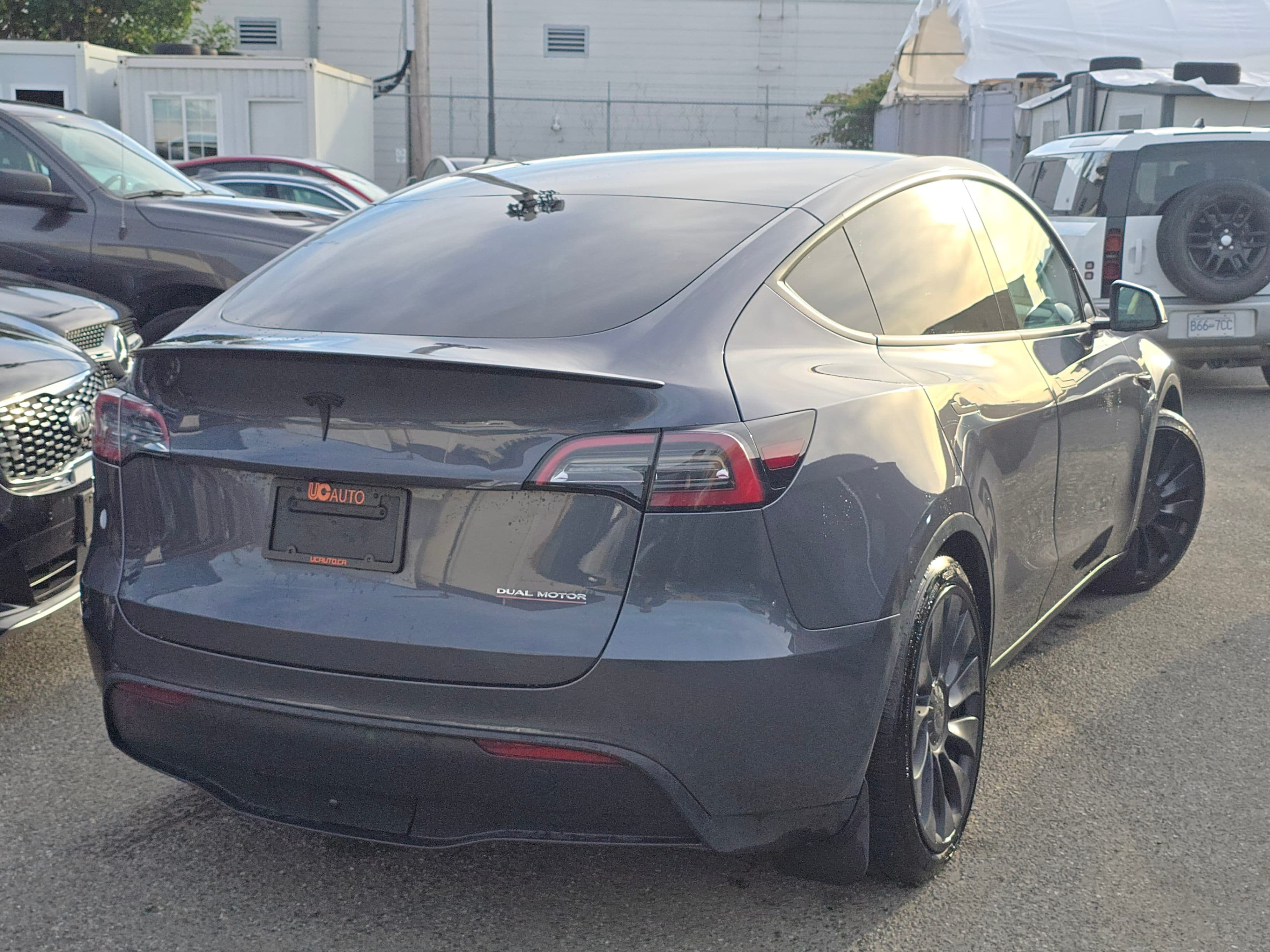2022 Tesla Model Y Performance AWD thumbnail 6