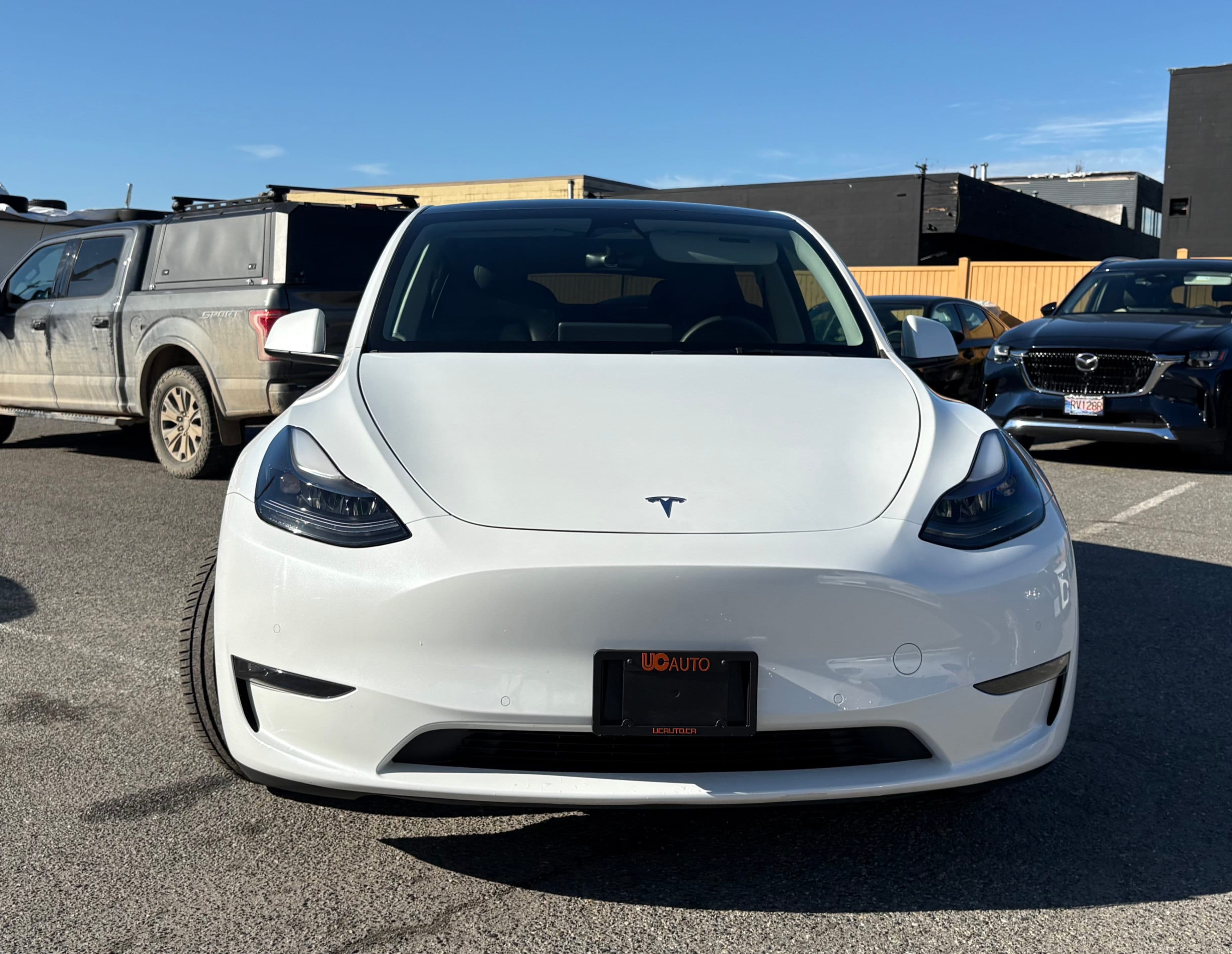 2022 Tesla Model Y Performance AWD thumbnail 8