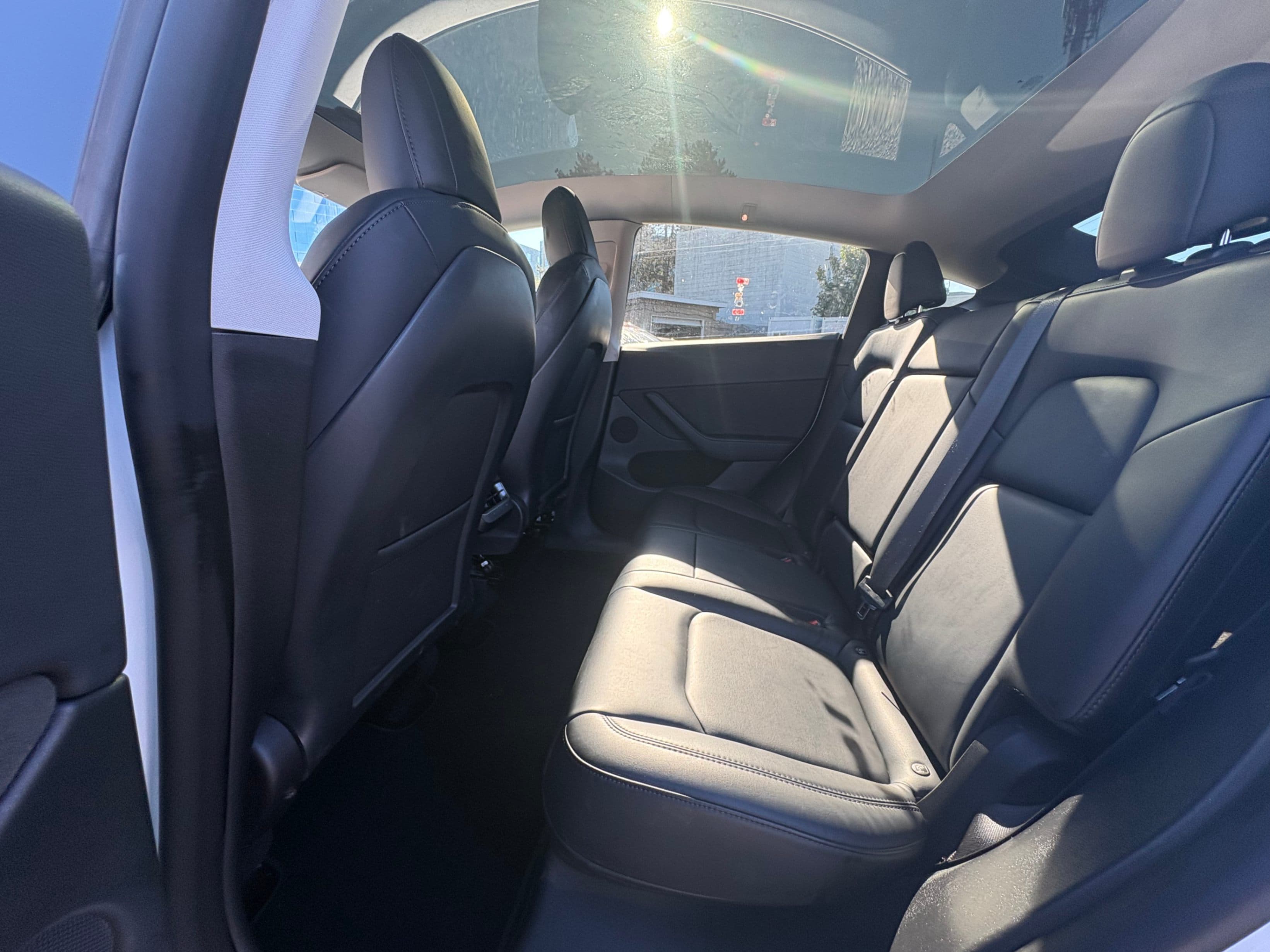 2022 Tesla Model Y Performance AWD thumbnail 10