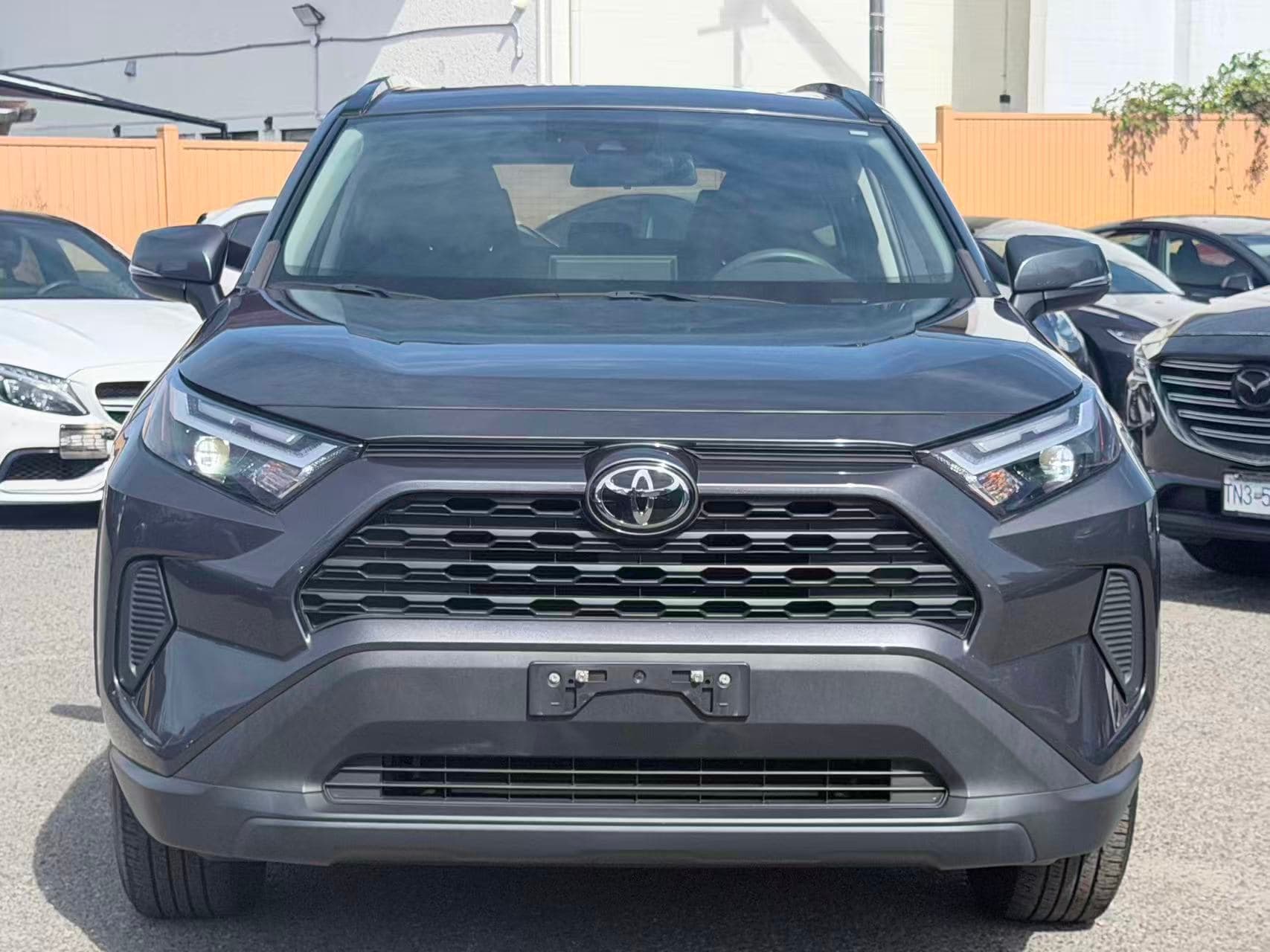 2022 Toyota RAV4 XLE AWD/ CLEAN TITLE/ BC LOCAL thumbnail 2