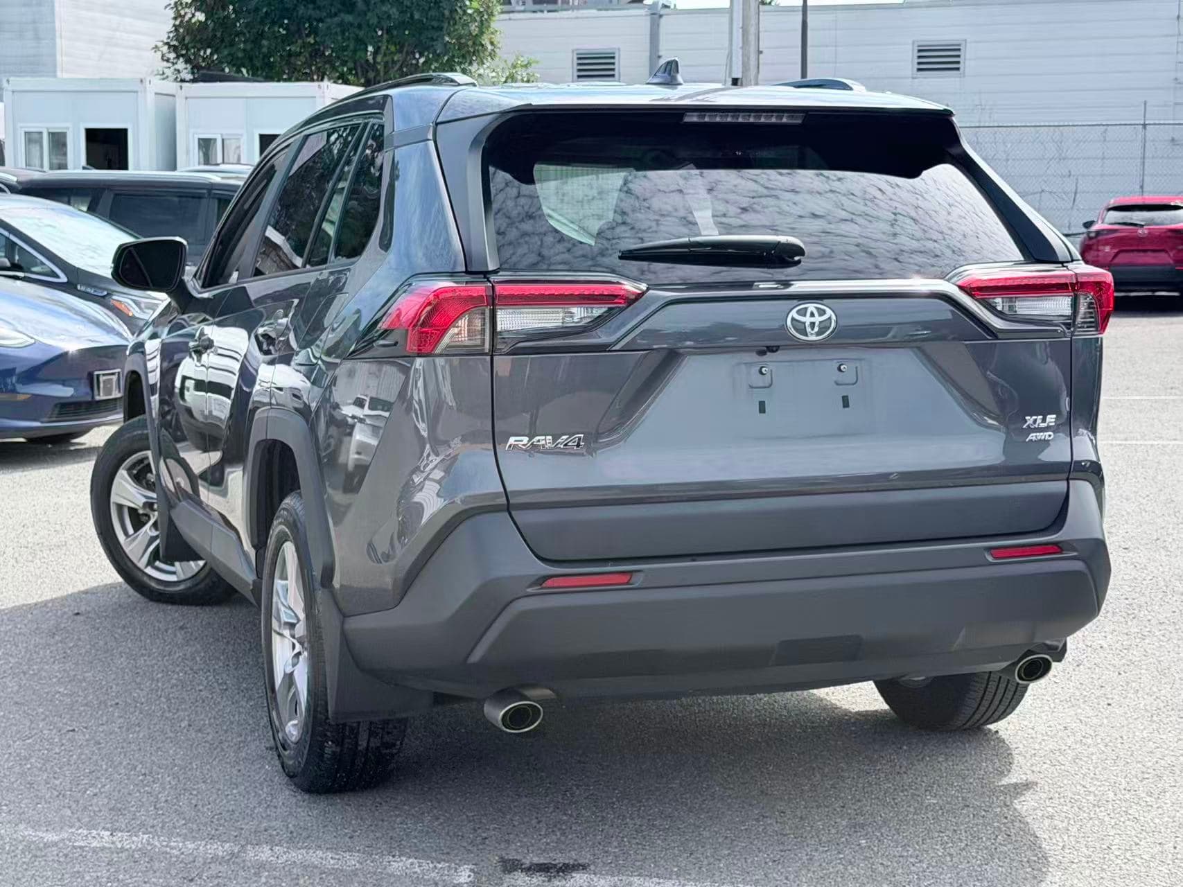 2022 Toyota RAV4 XLE AWD/ CLEAN TITLE/ BC LOCAL thumbnail 28
