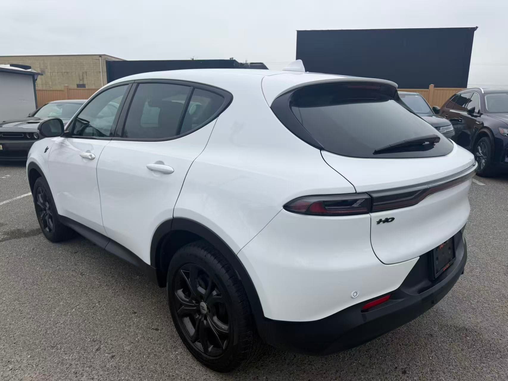 2023 Dodge Hornet GT AWD CLEAN TITLE/BC LOCAL CAR thumbnail 4