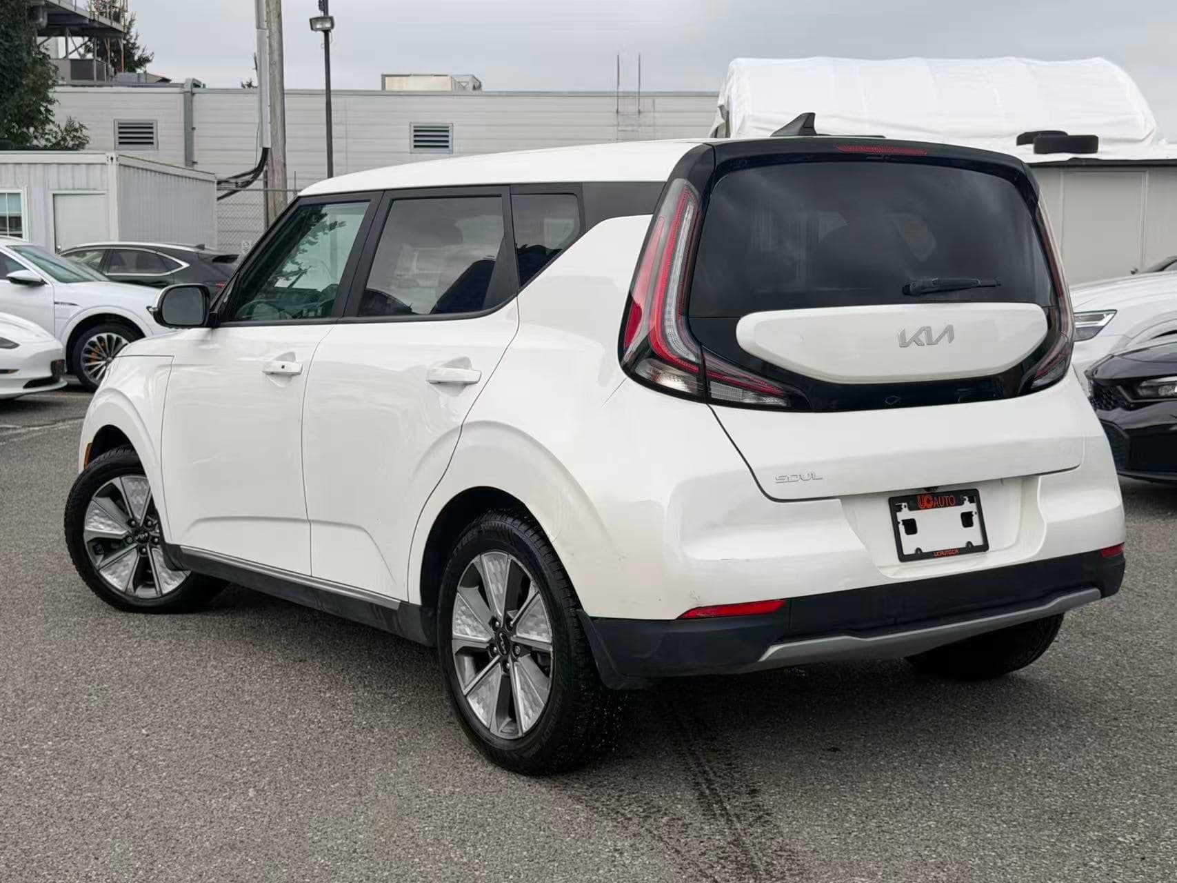 2023 Kia Soul EV EV Limited Auto/ CLEAN TITLE/ BC LOCAL thumbnail 7