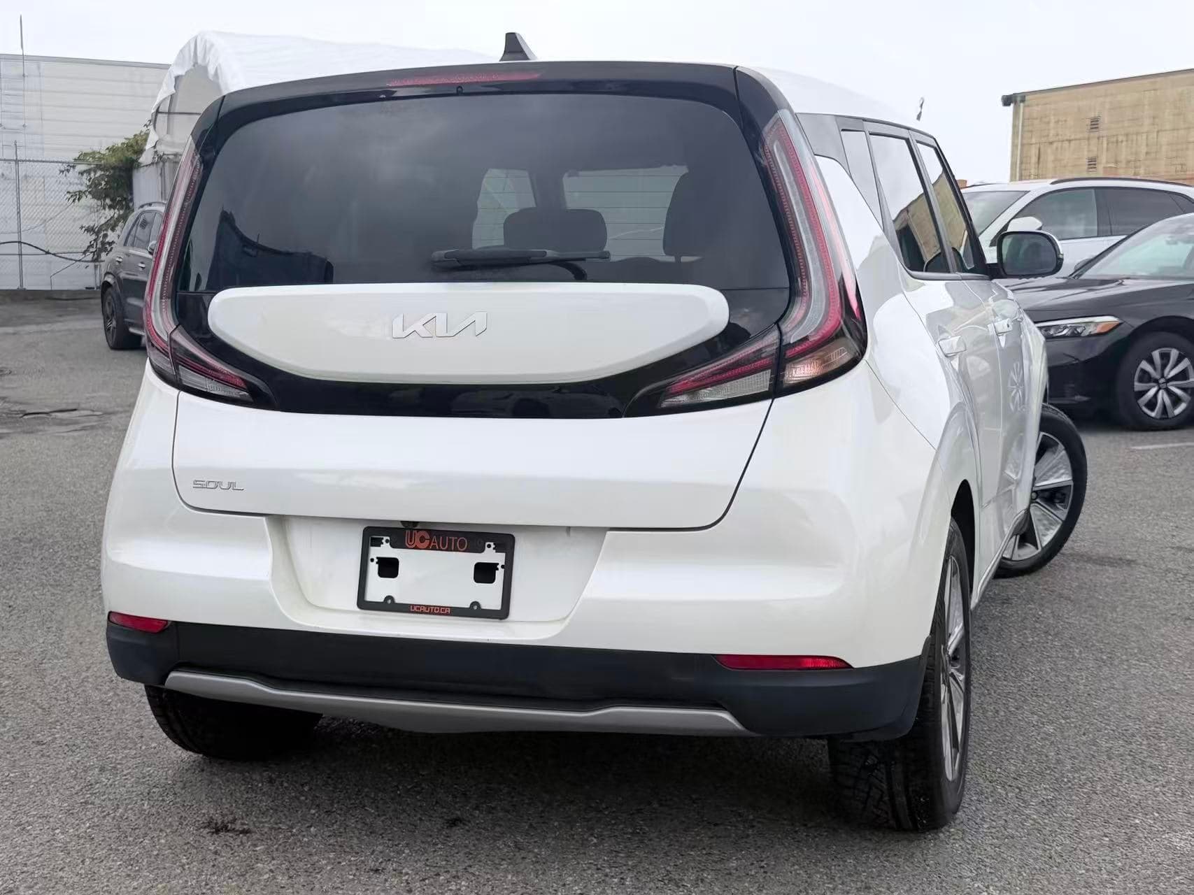 2023 Kia Soul EV EV Limited Auto/ CLEAN TITLE/ BC LOCAL thumbnail 28
