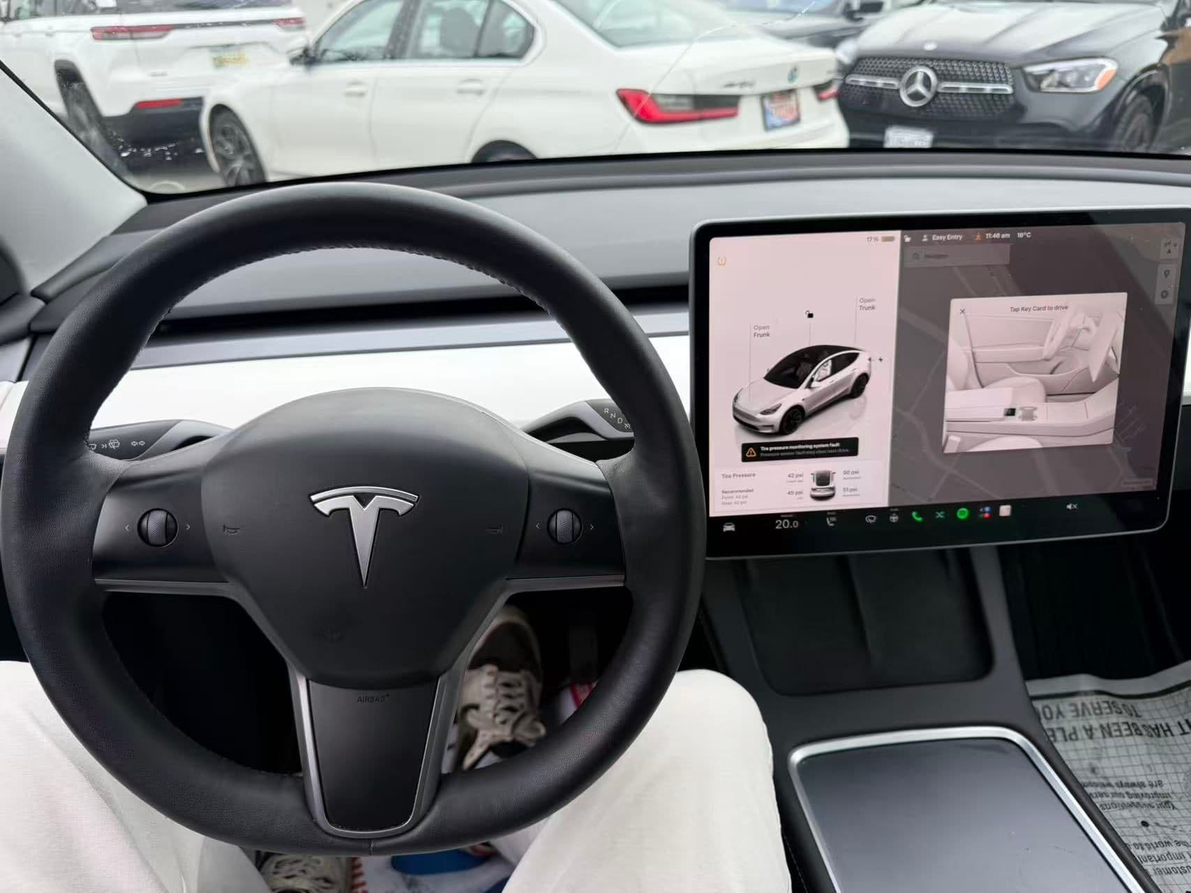 2023 Tesla Model Y Long Range AWD thumbnail 12