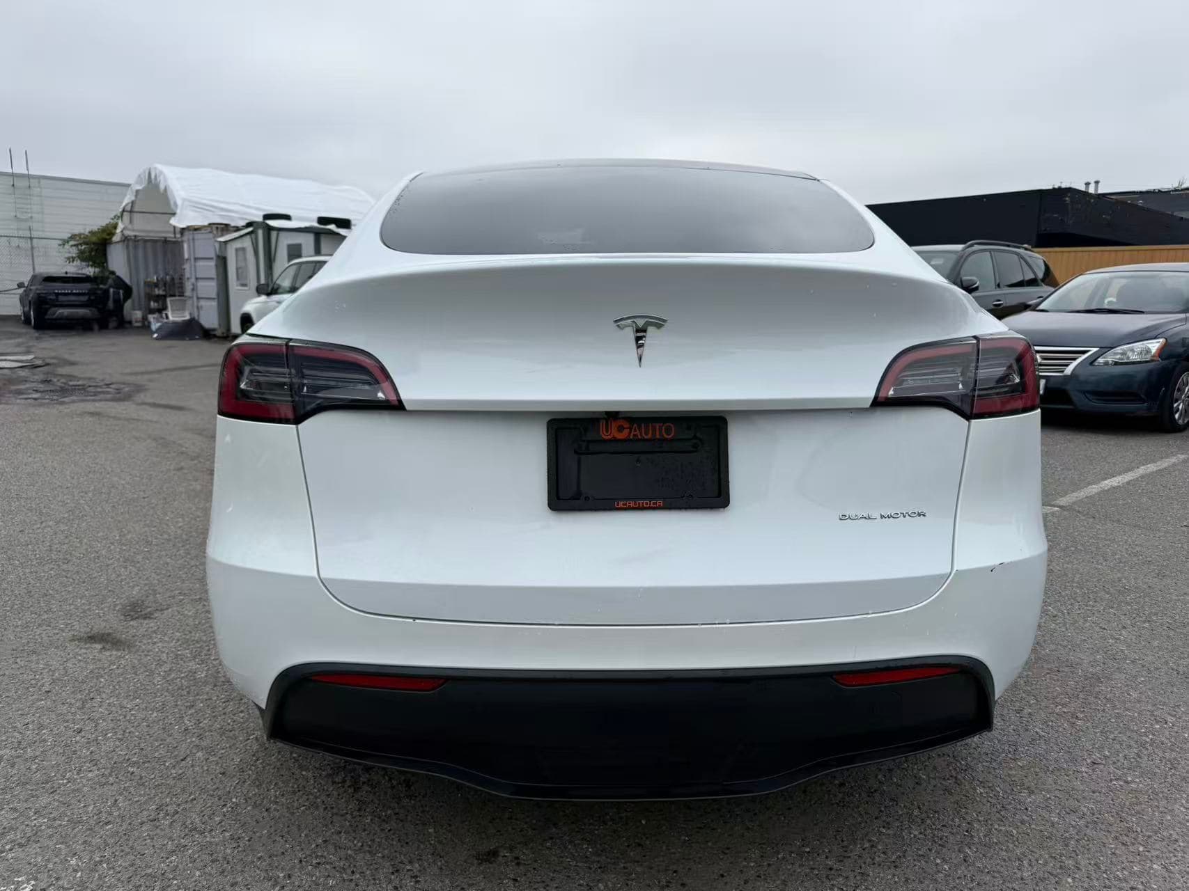 2023 Tesla Model Y Long Range AWD thumbnail 5