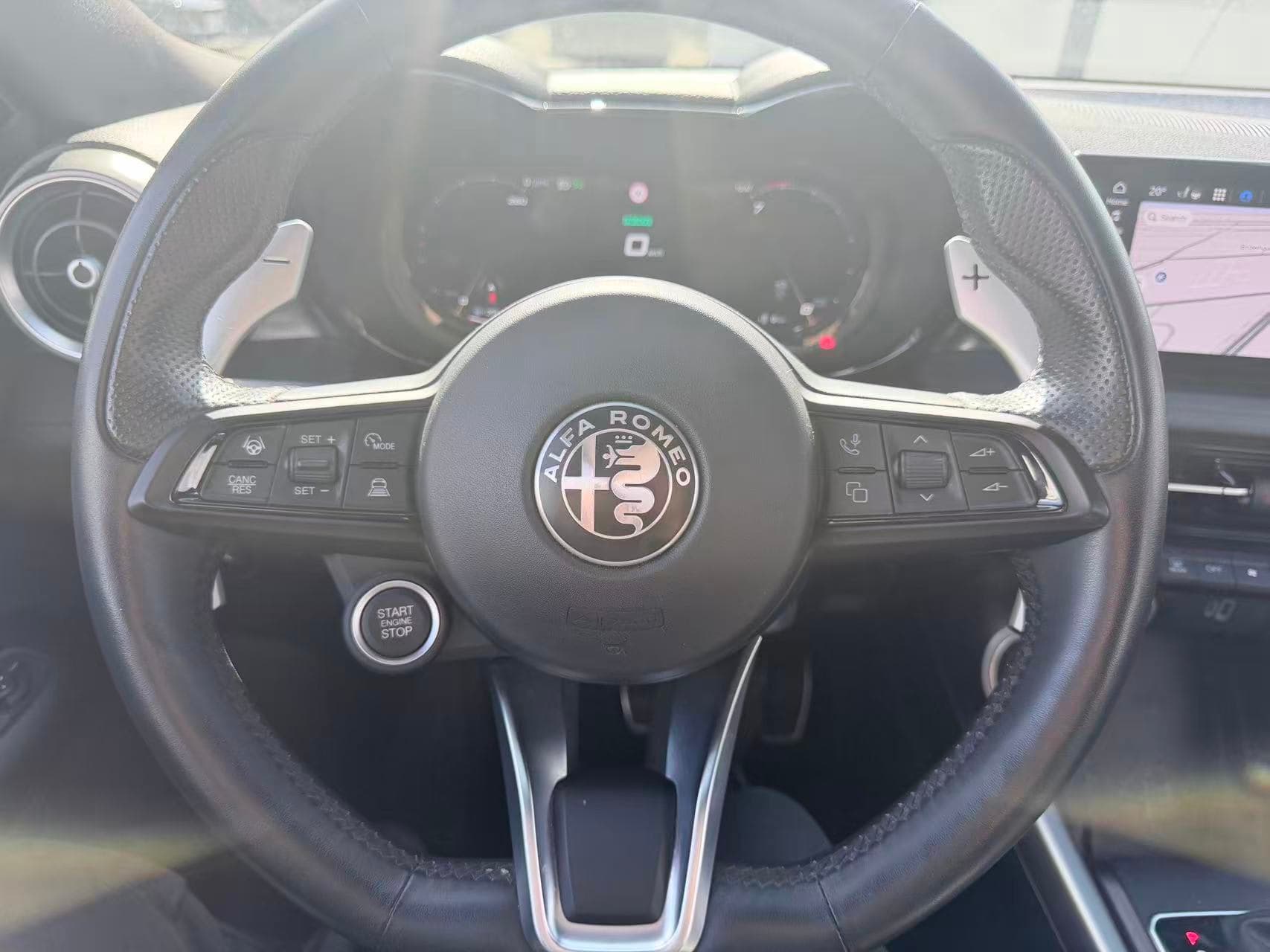 2024 Alfa Romeo Tonale Veloce EAWD/ CLEAN TITLE/ BC LOCAL thumbnail 10