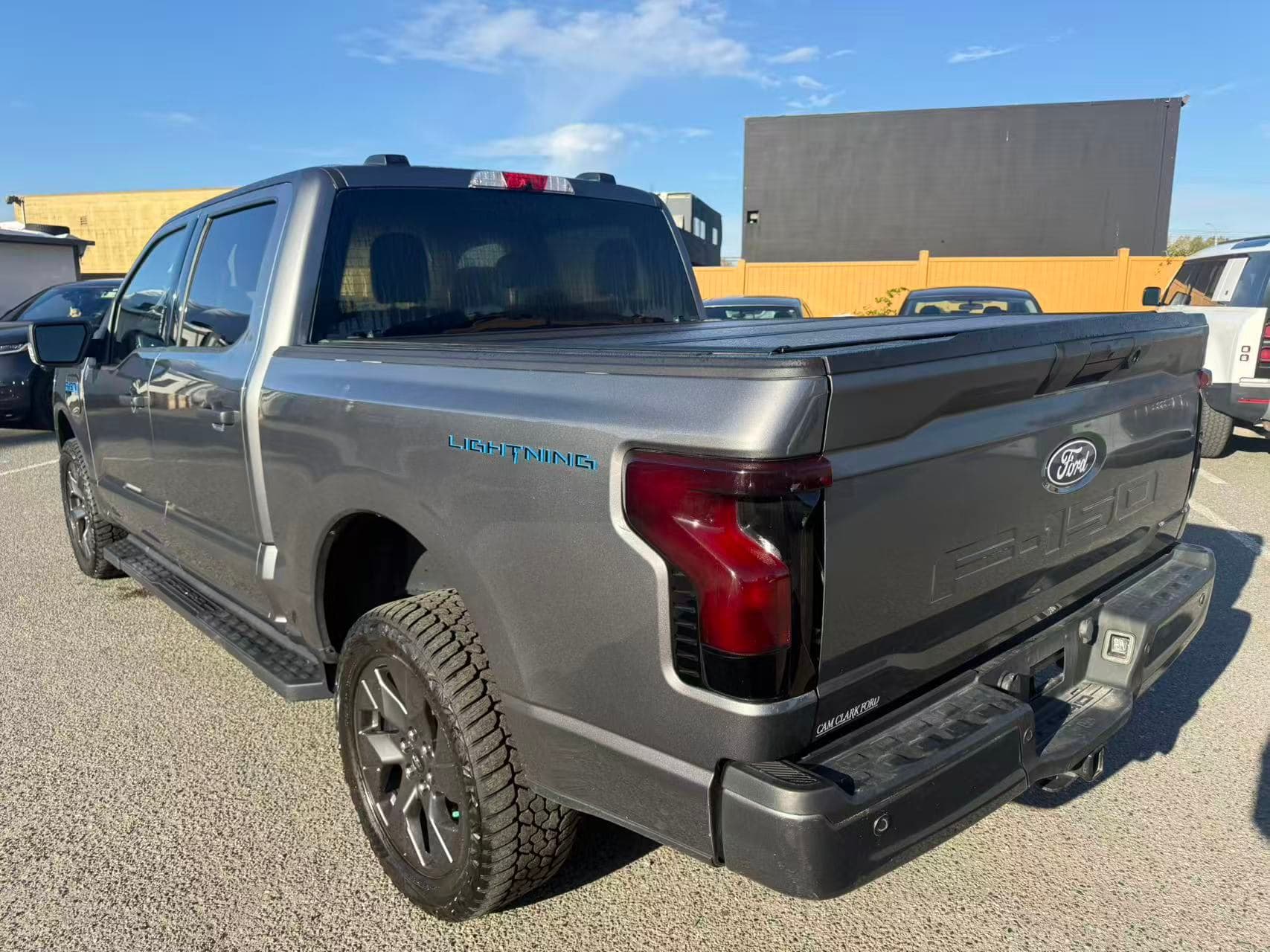 2024 Ford F-150 Lightning XLT 4WD SuperCrew 5.5' Box NO ACCIDENTS/BC LOCAL thumbnail 15