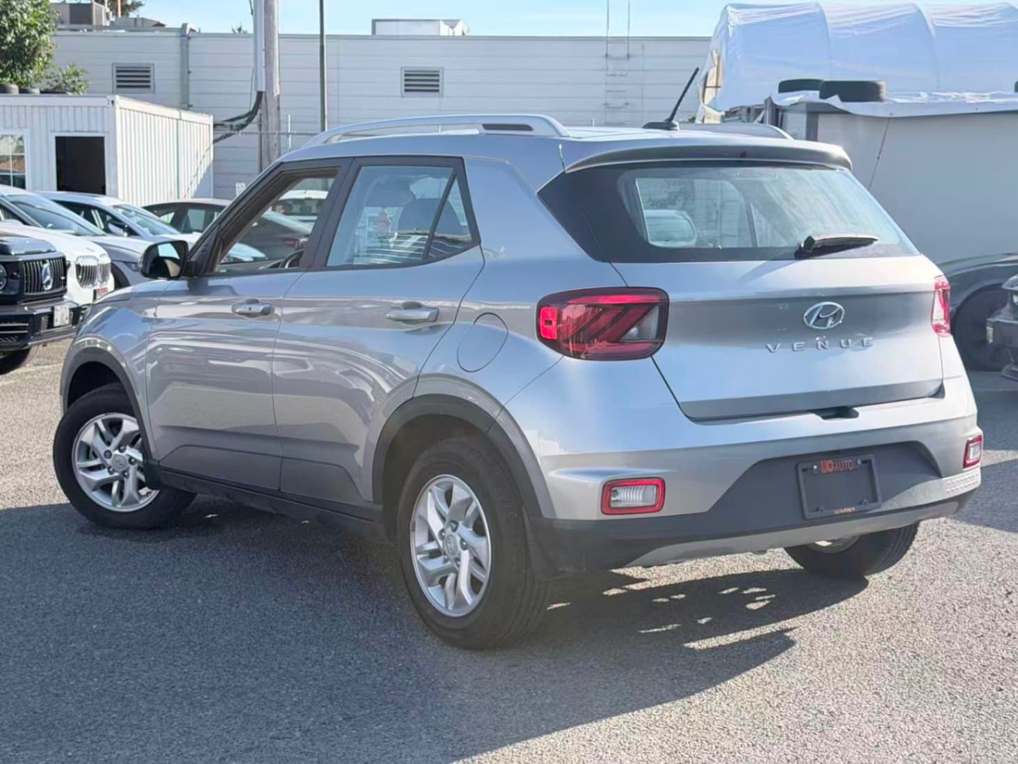 2024 Hyundai Venue Preferred IVT/ CLEAN TITLE/ BC LOCAL thumbnail 24