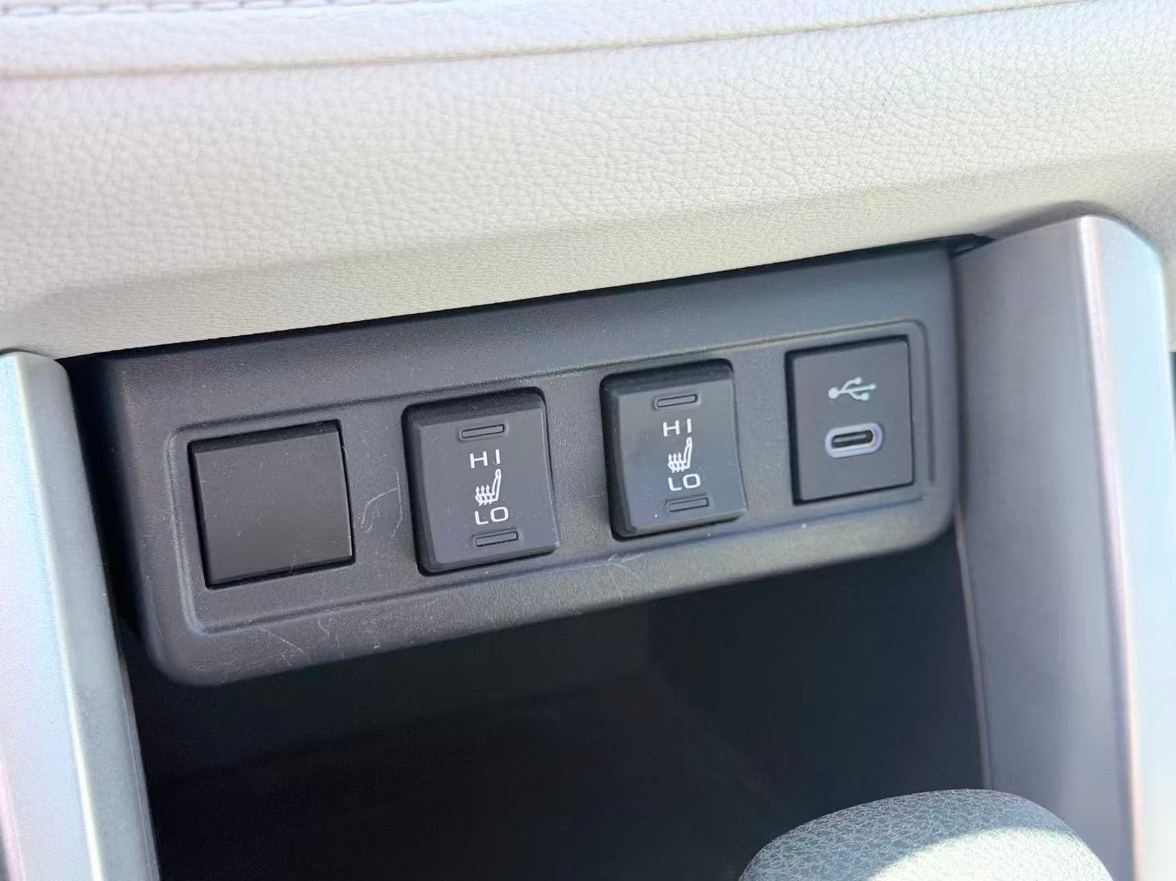 2024 Toyota Corolla Cross AWD/ NO ACCIDENT/ BC LOCAL thumbnail 13