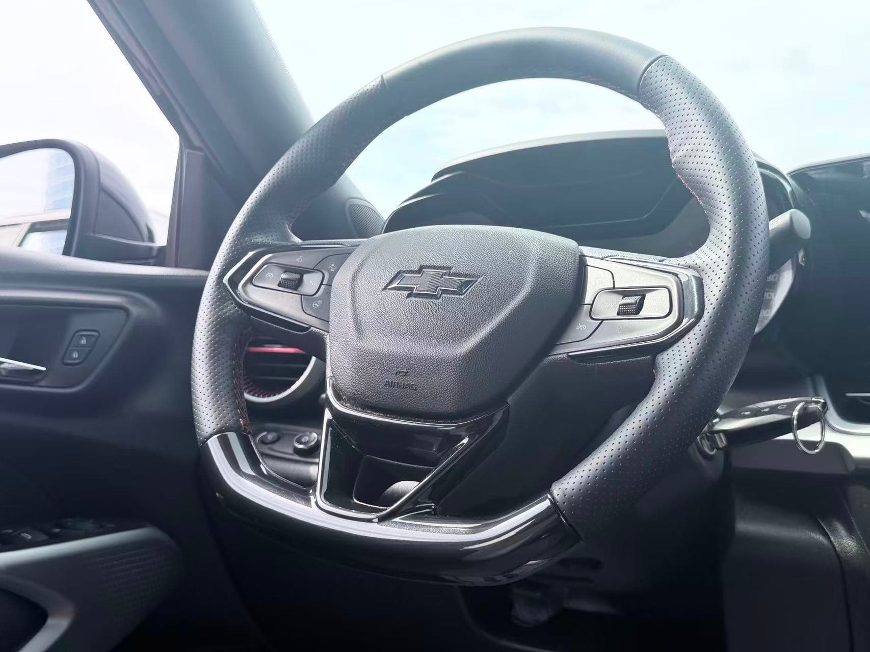 2025 Chevrolet Trax 1RS/ NO ACCIDENT/ BC LOCAL thumbnail 34