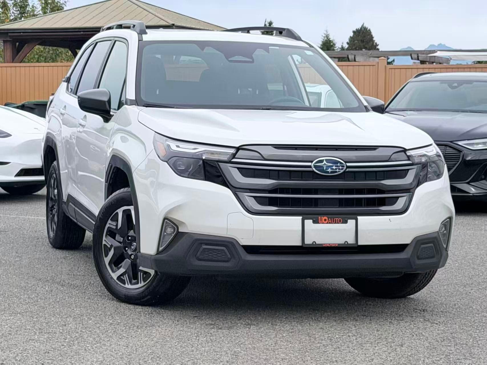 2025 Subaru Forester Touring AWD/ NO ACCIDENT/ BC LOCAL/ ONE OWNER thumbnail 3