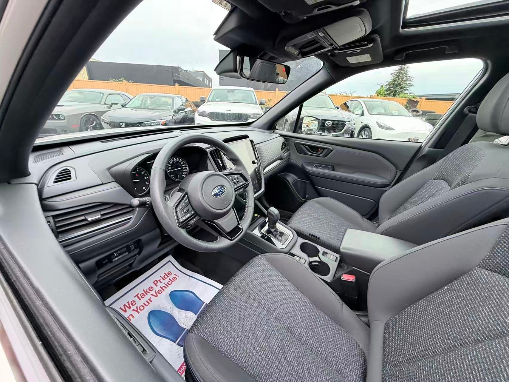 2025 Subaru Forester Touring AWD/ NO ACCIDENT/ BC LOCAL/ ONE OWNER thumbnail 17