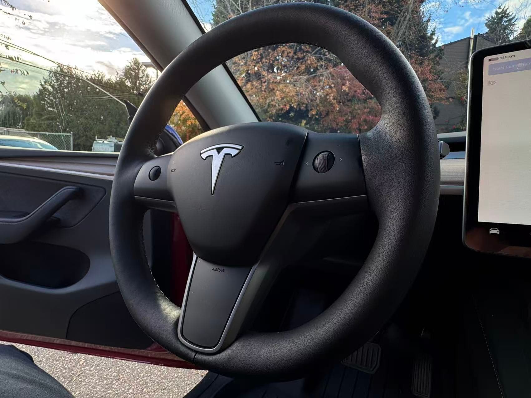 2025 Tesla Model Y Long Range AWD *Ltd Avail*HW4.0 No Accident, BC Local thumbnail 15